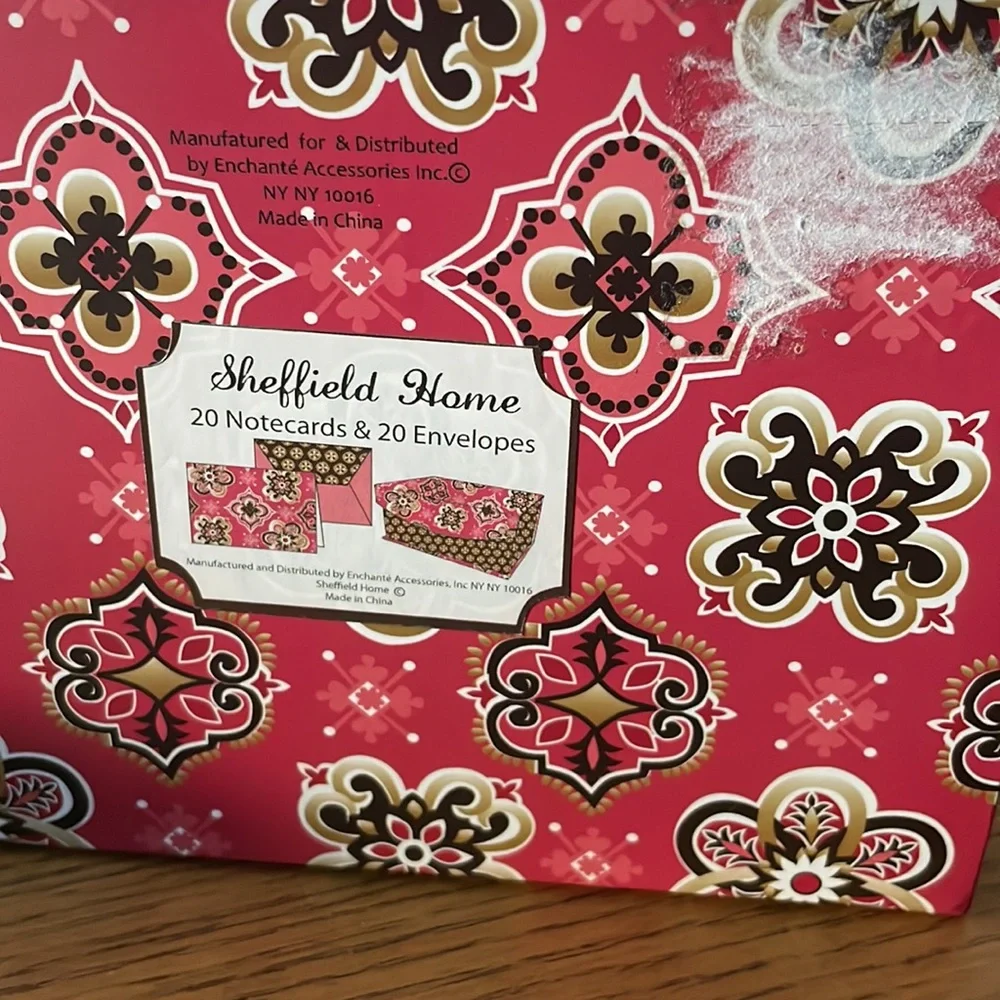 20 Notecards & 20 Envelopes in a Box